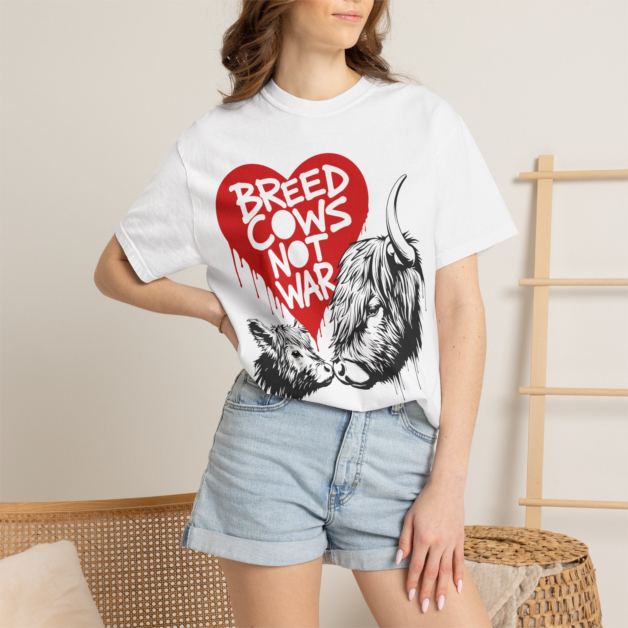 Breed Cows, Not War | Highland Cow Comfort Colors T-Shirt