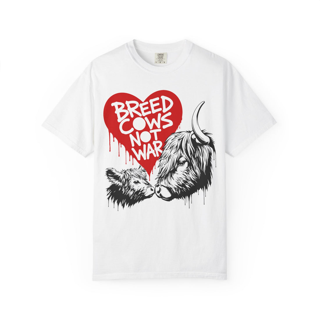 Breed Cows, Not War | Highland Cow Comfort Colors T-Shirt