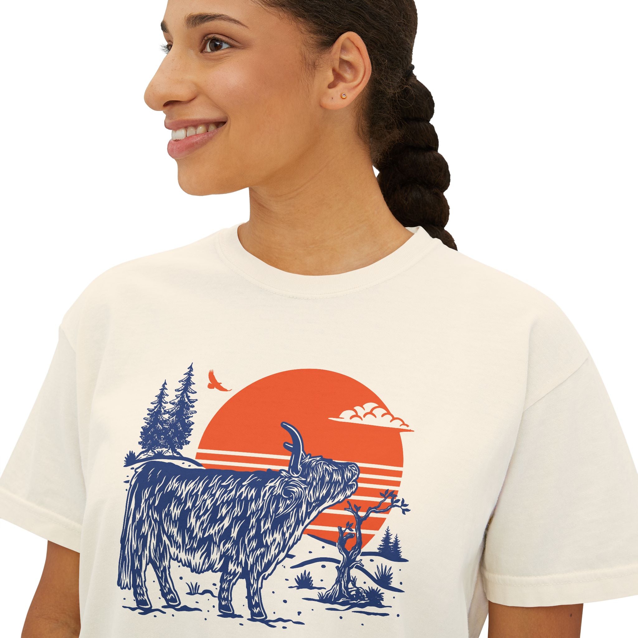 Highland Sunset | Women’s Boxy Highland Cow T-Shirt