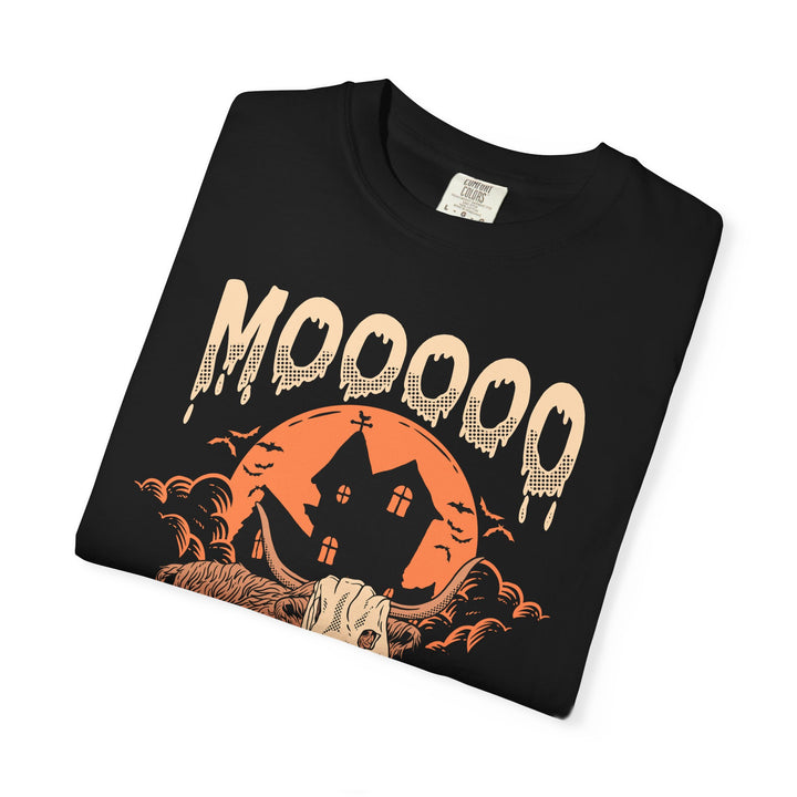 Mooooo! | Halloween Highland Cow Comfort Colors T-Shirt