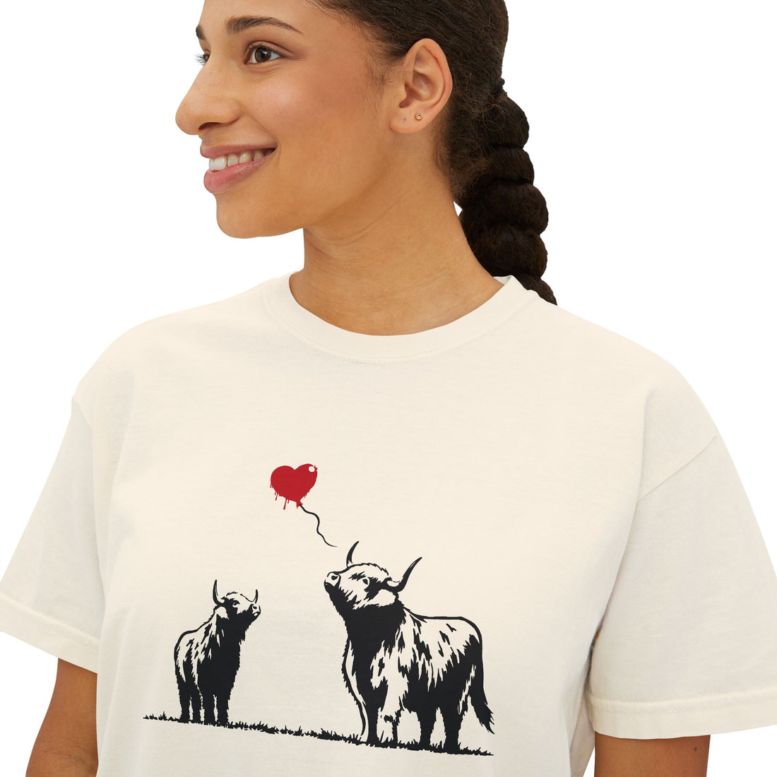 Highland Heart | Women’s Boxy Graffiti Highland Cow T-Shirt