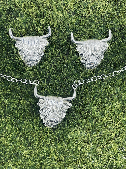 Sterling Silver Highland Cow necklace